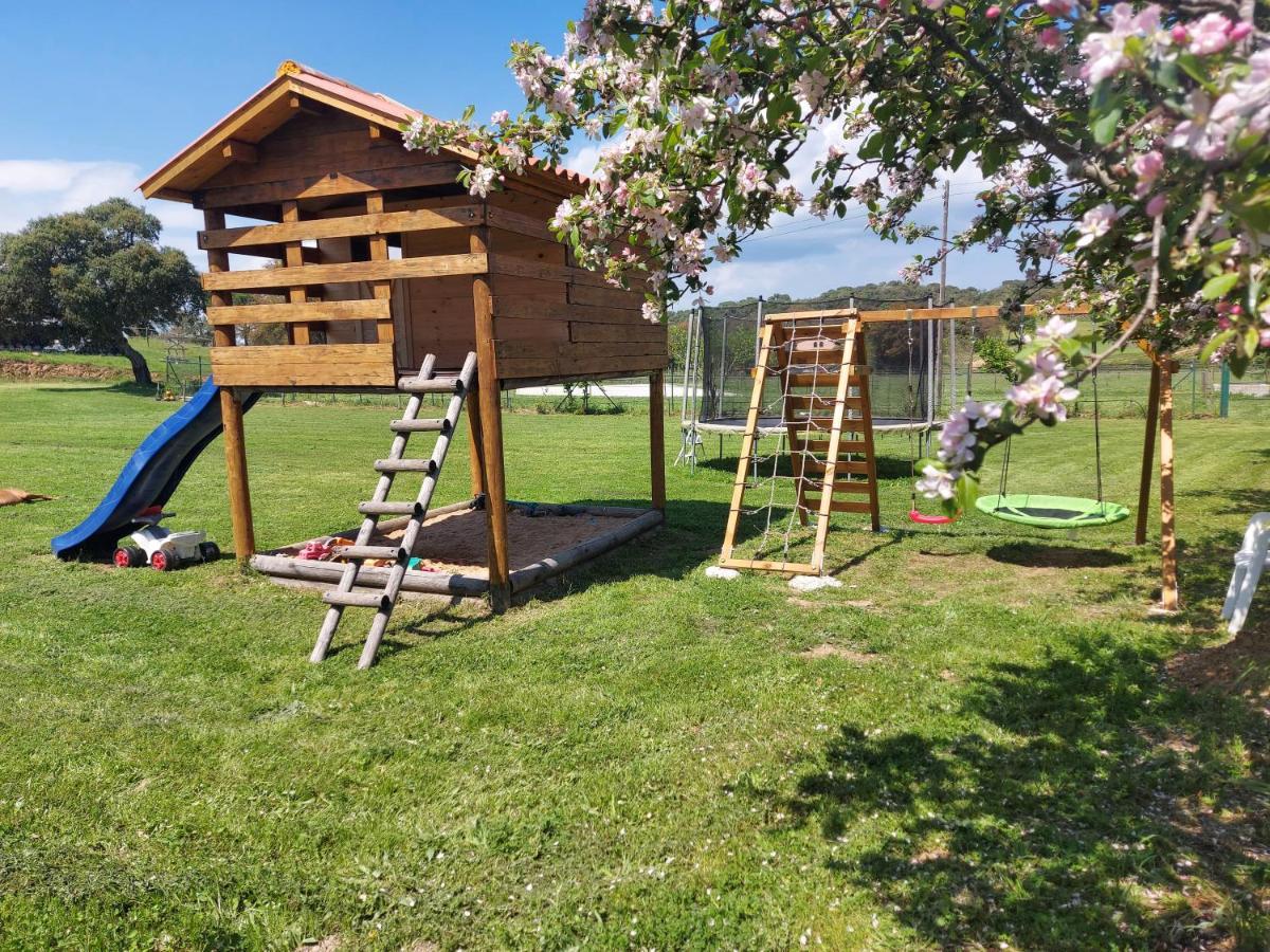Can Cabanyes Llagostera Exteriör bild